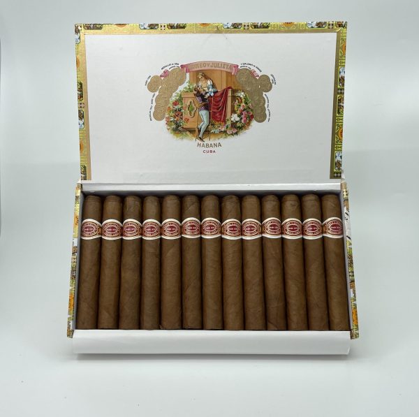 Romeo Y Julieta Exhibicion No.4 Cigar