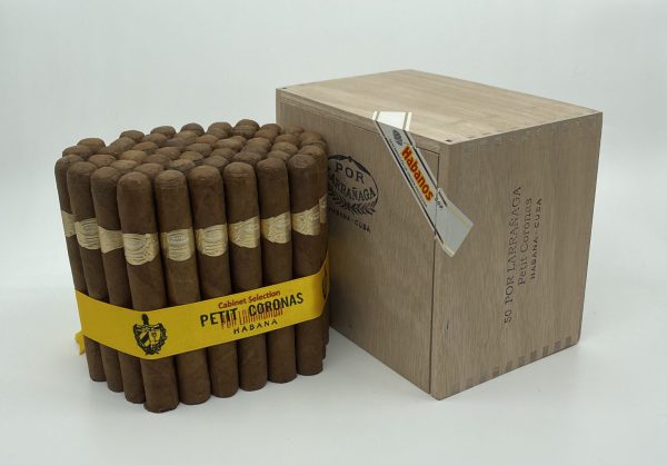 Por Larranaga Petit Coronas Cigar