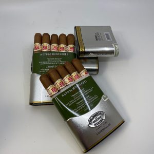 Hoyo de Monterrey Souvenir de Luxe Cigar